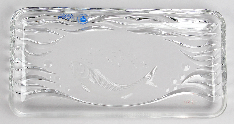 물고기 문양 크리스털 쟁반 Crystal tray with a fish pattern