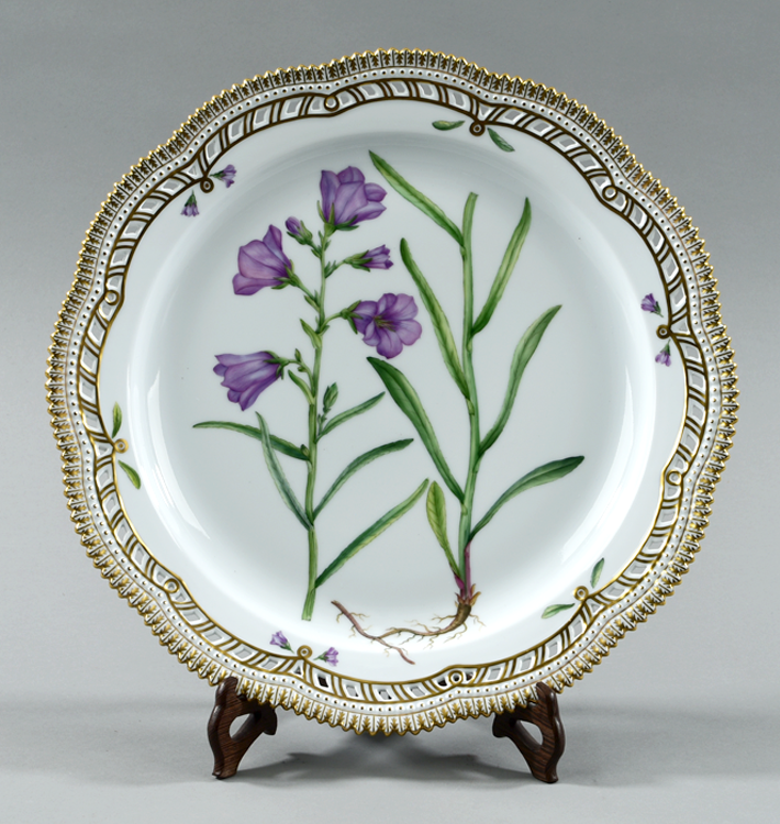 플로라 다니카 접시 Flora Danica plate