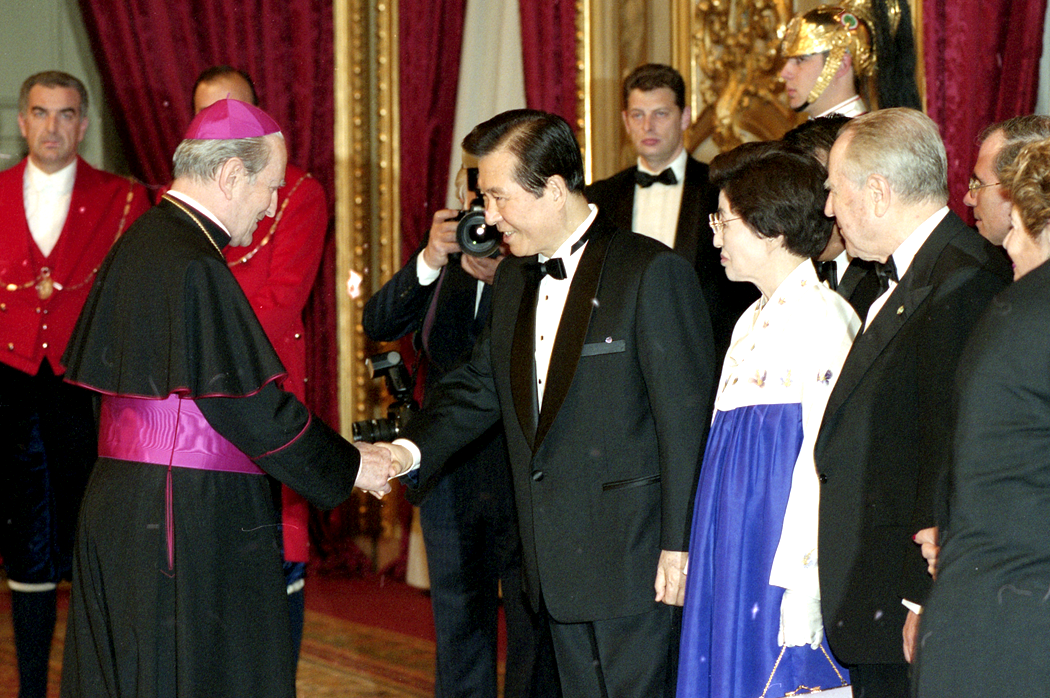 김대중 대통령의 방문에 대한 카를로 참피(Karlo Ciampi) 이탈리아 대통령의 국빈만찬